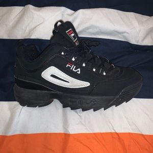 Fila disrupters size men’s 7.5. Worn 3 times.